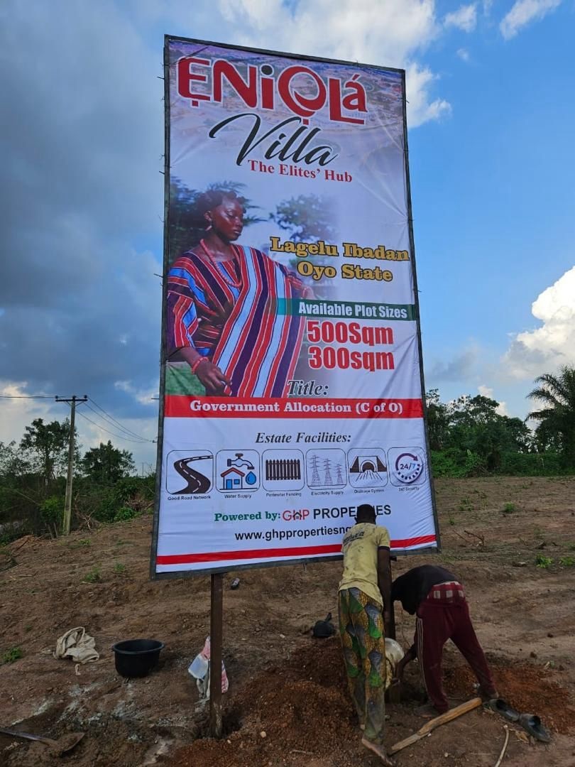 Discover Eniola Villa, a prestigious residential estate meticulously crafted to offer an unparalleled standard of living in the serene and picturesque community of Lagelu, Ibadan.